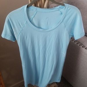 Lululemon Workout/Casual Tee